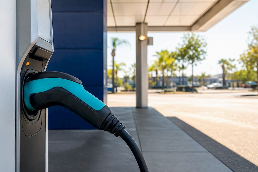 17 to 18% Less EV Range Above 100°F for Used Luxury Buyers